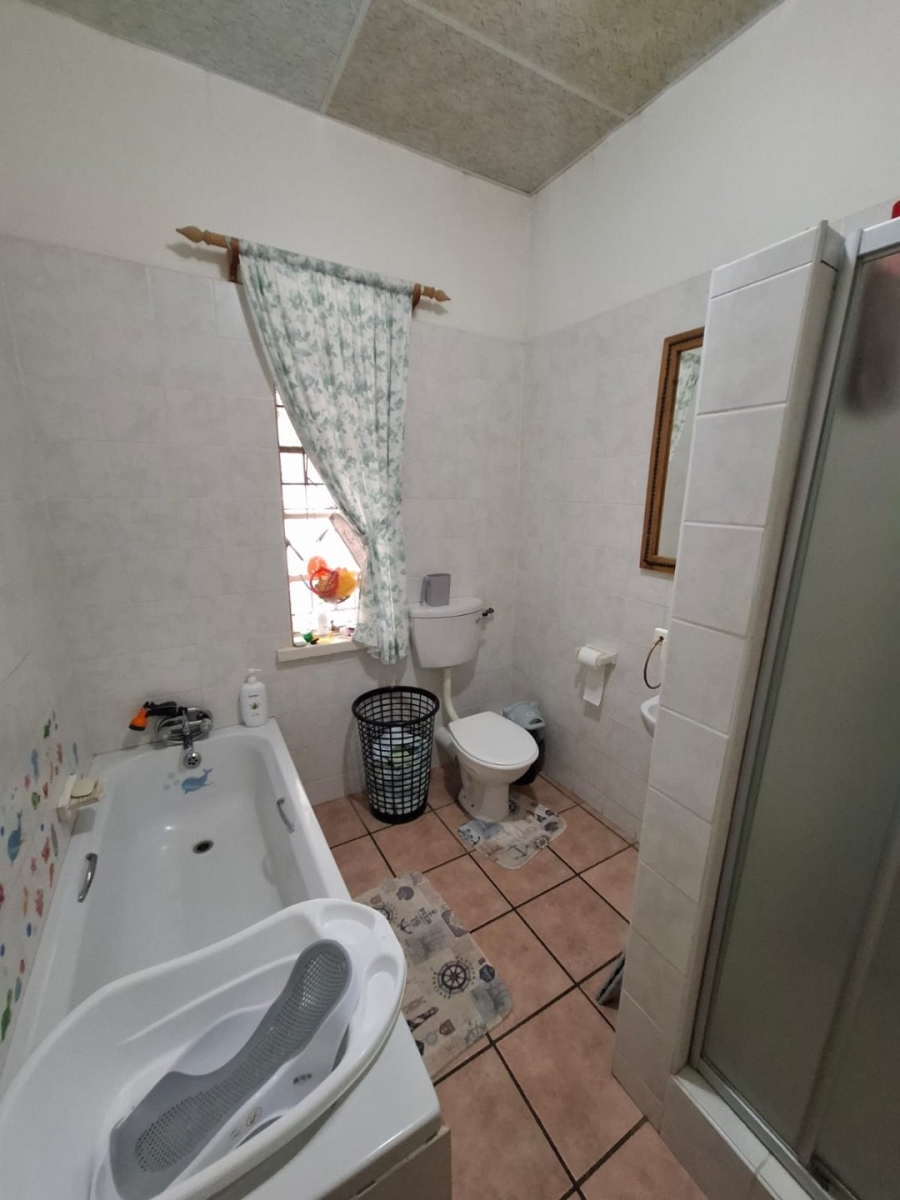 4 Bedroom Property for Sale in Zastron Free State